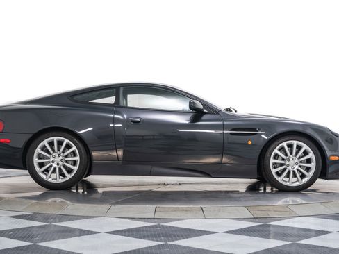 Used 2003 Aston Martin Vanquish image 46