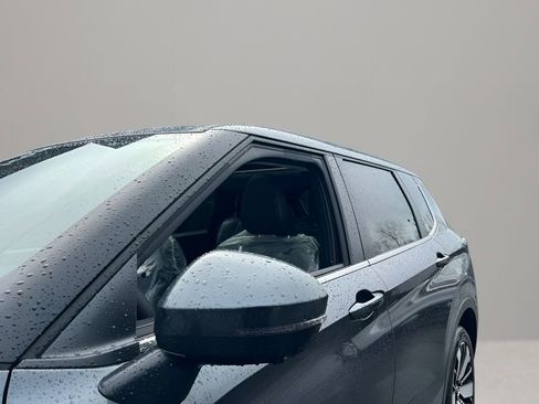 New 2026 Mitsubishi Outlander SE AWD/4WD image 8