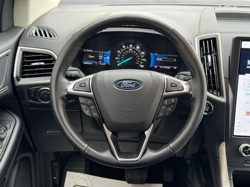 Used 2024 Ford Edge SEL AWD/4WD image 10