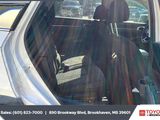 Used 2023 Kia Sorento LX image 3