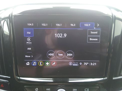 Used 2022 Chevrolet Traverse LT image 21