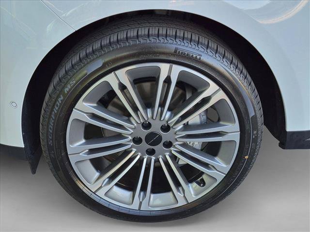 New 2027 Land Rover Range Rover Sport SE AWD/4WD image 9
