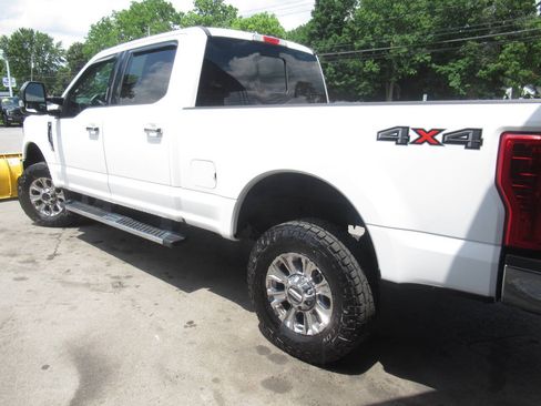 Used 2017 Ford F250 Lariat w/ Chrome Package AWD/4WD image 15