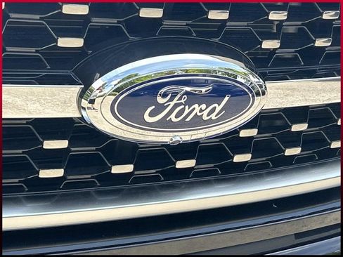 Used 2022 Ford F150 Platinum w/ Equipment Group 701A High AWD/4WD image 11