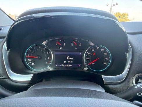 Used 2022 Chevrolet Traverse LT AWD/4WD image 25