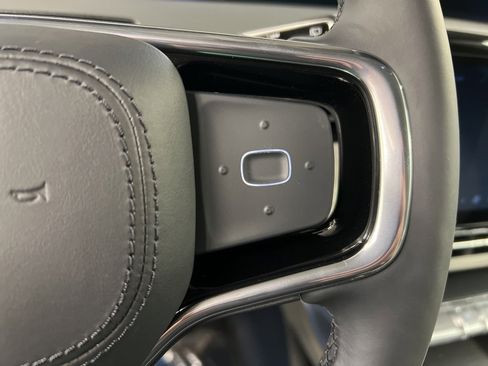 Used 2026 Lincoln Nautilus Premier image 21