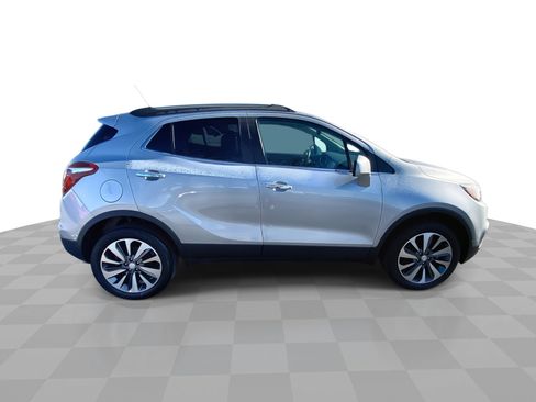 Certified 2022 Buick Encore Preferred w/ Safety Package AWD/4WD image 9