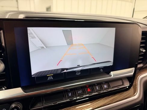 Certified 2025 Chevrolet Silverado 2500 LT w/ Leather Package image 14