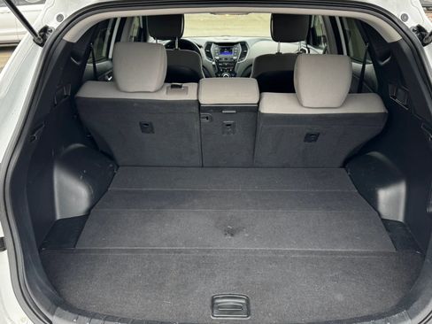 Used 2018 Hyundai Santa Fe Sport image 9