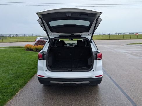 Used 2024 Chevrolet Equinox LT w/ LPO, Floor Liner Package AWD/4WD image 7