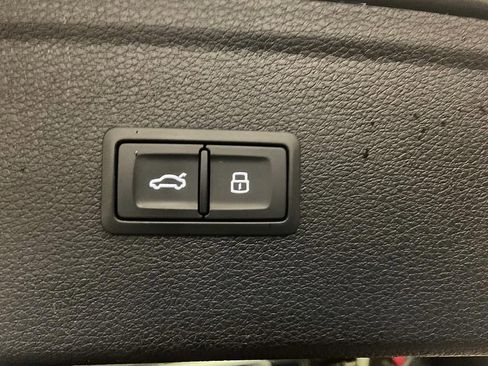 Used 2023 Audi Q5 2.0T Premium Plus image 16