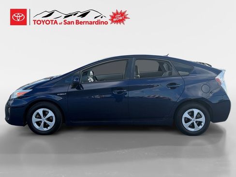 Used 2013 Toyota Prius Three image 2