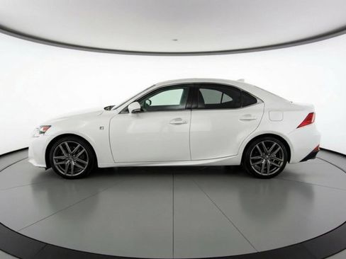 Used 2016 Lexus IS 300 AWD image 2
