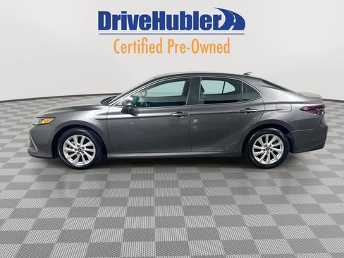 Used 2023 Toyota Camry LE image 5