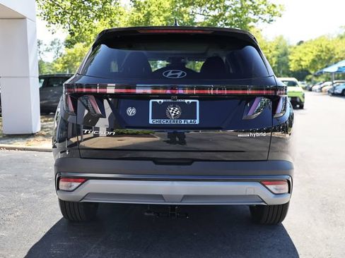 Certified 2025 Hyundai Tucson SEL w/ Tow & Go Package AWD/4WD image 9