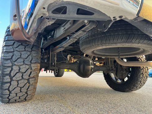 Used 2017 Toyota Tundra Limited image 28