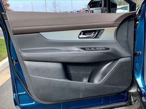 New 2026 Nissan Murano Platinum image 10