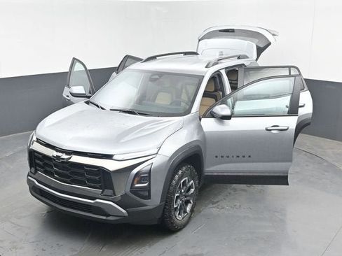 New 2026 Chevrolet Equinox ACTIV w/ Convenience Package III FWD image 50