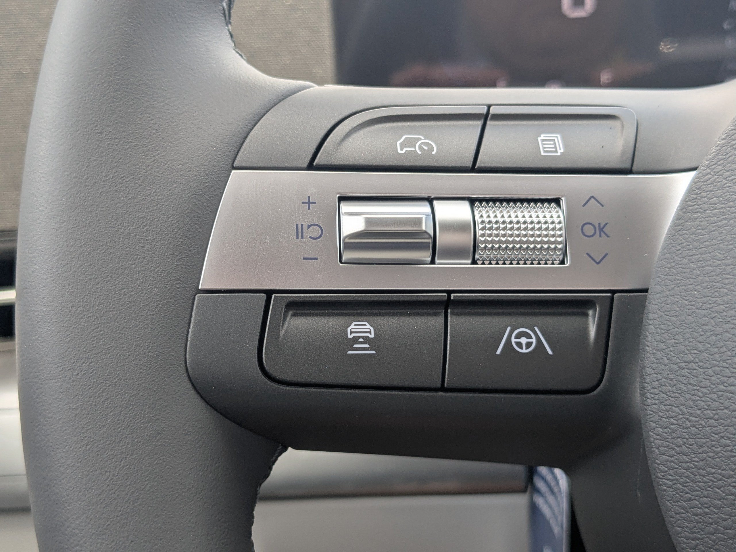 New 2027 Hyundai Kona SEL Sport FWD image 18