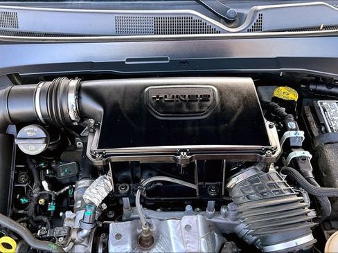 Used 2023 Jeep Compass Sport image 27