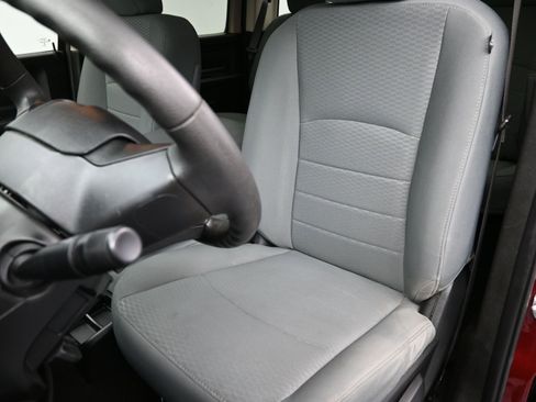 Used 2018 RAM 2500 Tradesman w/ Chrome Appearance Group image 20