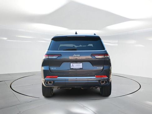 New 2025 Jeep Grand Cherokee L Overland image 3