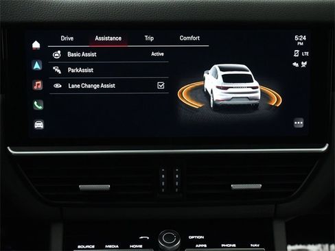 Used 2023 Porsche Cayenne Coupe image 35