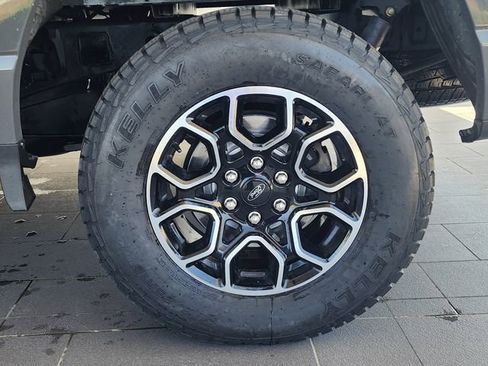 Used 2021 Ford F150 Lariat image 15