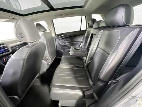 Used 2023 Volkswagen Tiguan SE AWD/4WD image 24