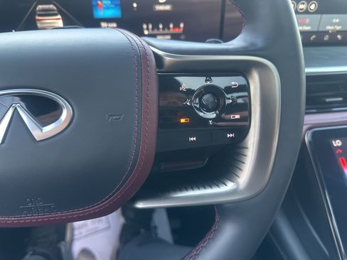 Used 2025 INFINITI QX80 Autograph w/ Autograph Exterior Package image 38