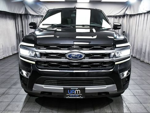 Used 2023 Ford Expedition Limited AWD/4WD image 2