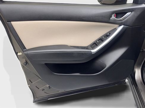 Used 2016 MAZDA CX-5 Touring image 32