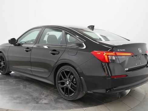 Used 2024 Honda Civic Sport image 5
