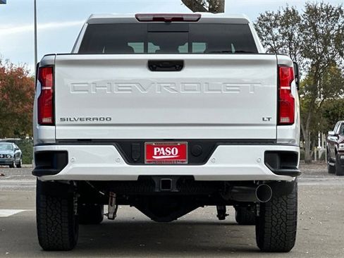New 2026 Chevrolet Silverado 2500 LT image 6