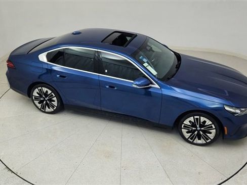 Used 2026 BMW 530i image 72