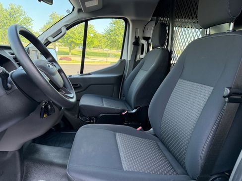 Used 2024 Ford Transit 250 Low Roof w/ Exterior Upgrade Package RWD image 5