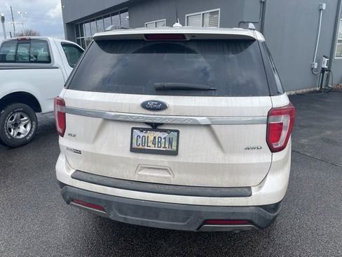 Used 2019 Ford Explorer XLT w/ Equipment Group 202A image 4