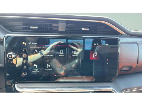 Used 2024 GMC Sierra 3500 Denali Ultimate AWD/4WD image 15
