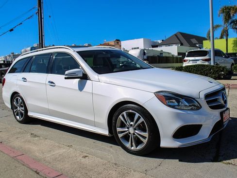 Used 2014 Mercedes-Benz E 350 4MATIC Sport Wagon image 8
