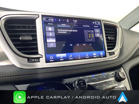 New 2026 Chrysler Pacifica Pinnacle AWD/4WD image 3