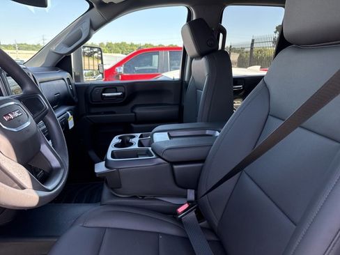 New 2026 GMC Sierra 2500 Pro AWD/4WD image 5