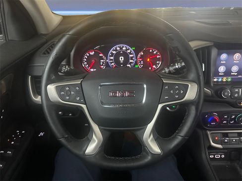 Used 2024 GMC Terrain Denali w/ Black Diamond Edition image 12