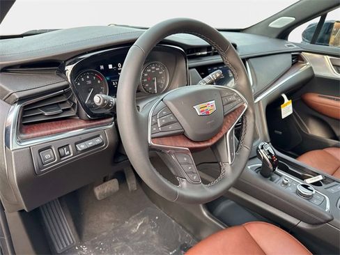 New 2026 Cadillac XT5 Premium Luxury w/ Driver Assist Package image 18