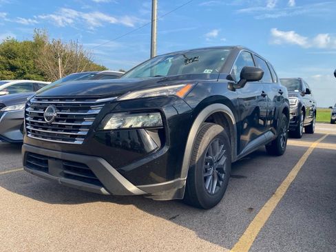 Used 2024 Nissan Rogue S AWD/4WD image 12