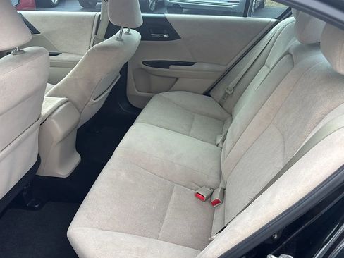Used 2013 Honda Accord LX image 3