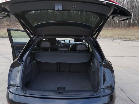 Used 2016 Audi Q3 2.0T Premium Plus w/ Technology Package image 32