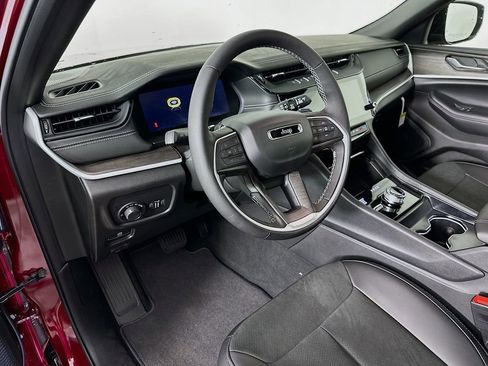 New 2026 Jeep Grand Cherokee L 4WD image 14