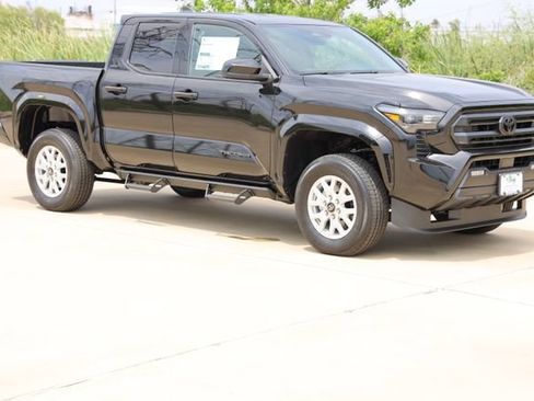 New 2026 Toyota Tacoma SR5 RWD image 1