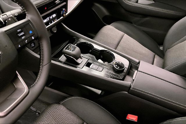 New 2026 Nissan Rogue SV AWD/4WD image 9