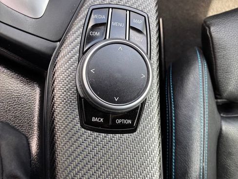 Used 2018 BMW M2 RWD image 36